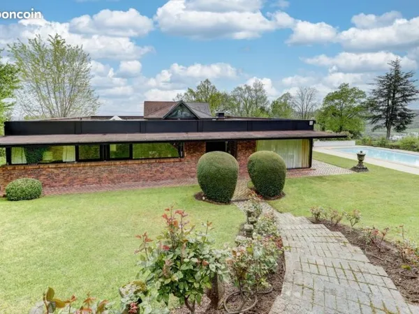 Maison 10 pièces 350 m²