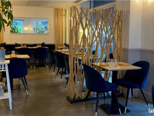 A VENDRE FONDS DE COMMERCE D'UN RESTAURANT AVEC LICENCE IV 94 m2- COURBEVOIE (92) PROCHE CENTRE VILL