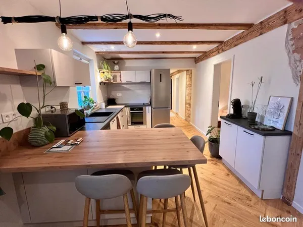 Le Catalpa / 4 pièces / 75m2 / Meublé / Rénové dans une ferme alsacienne