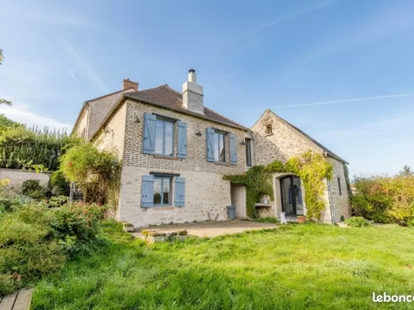 Maison 7 pièces 150 m²