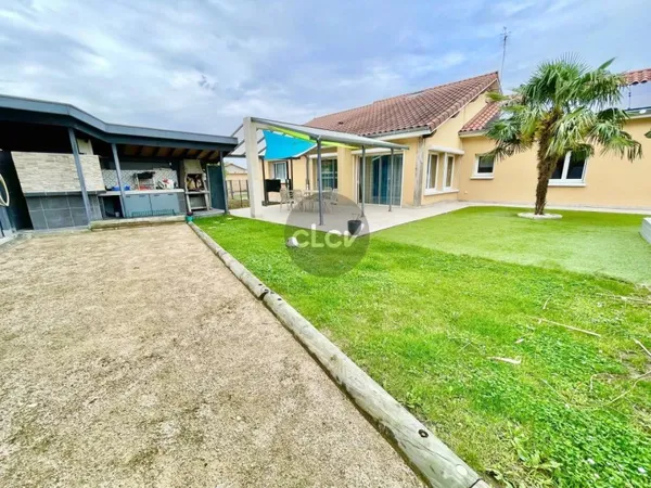 Maison 8 pièces 220 m²