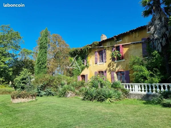 Terrain 668258 m² Saverdun