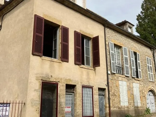 Maison 4 pièces 225 m²