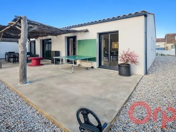 Maison 6 pièces 121 m²