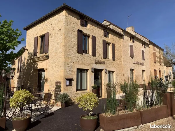 Restaurant 210 m² Gourdon