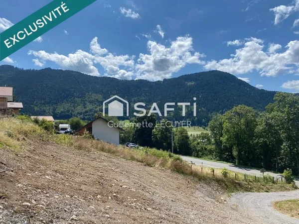 Terrain 579 m²