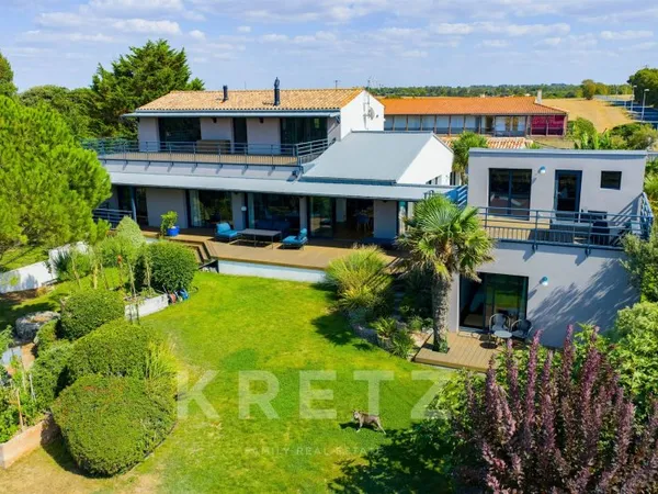Villa d'architecte à L'Houmeau - Vue mer imprenable