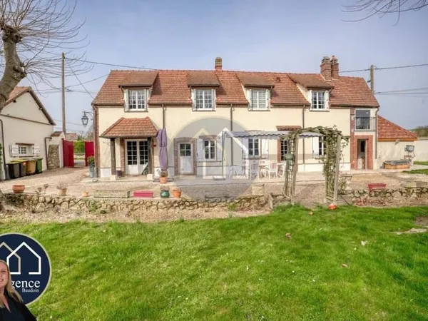 Maison 5 pièces 222 m²