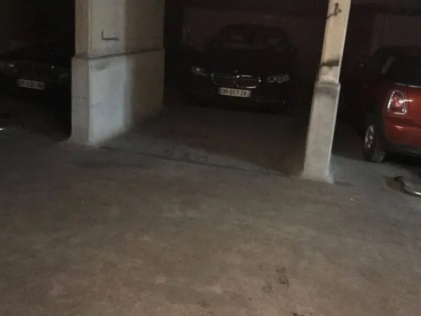 Parking 20 m²