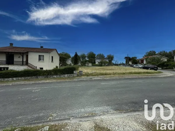 Terrain 450 m²