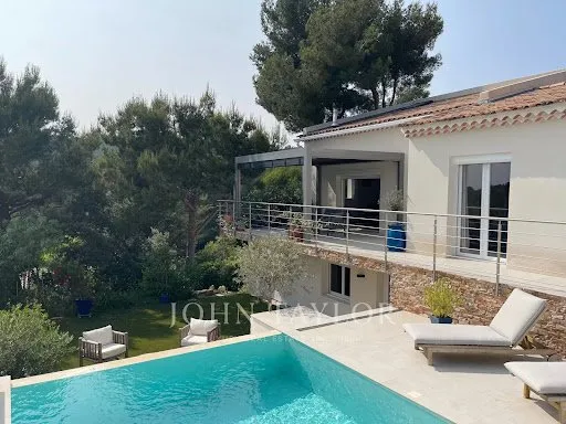 Maison 6 pièces 160 m²