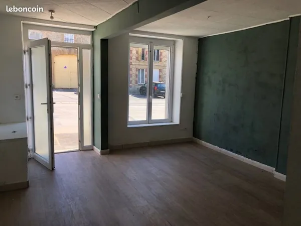 F3 entrée et cours privée