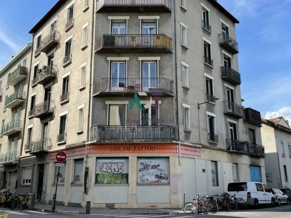 IMMEUBLE - FORTE RENTABILITÉ -28 rue EMILE ZOLA