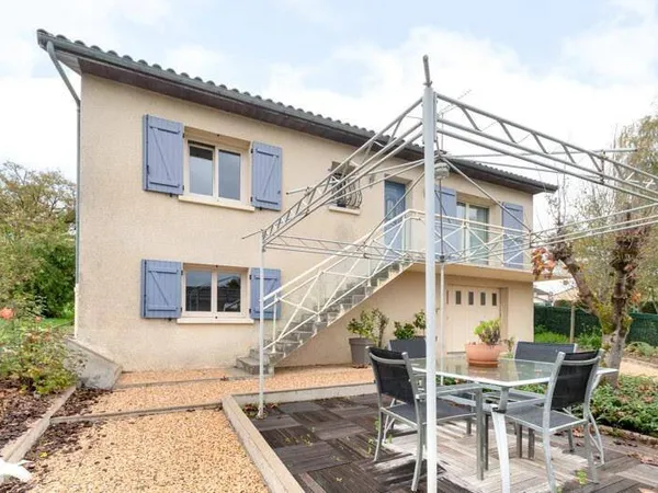 Maison 6 pièces 100 m²