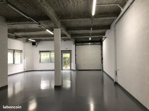 Bureau 294 m²