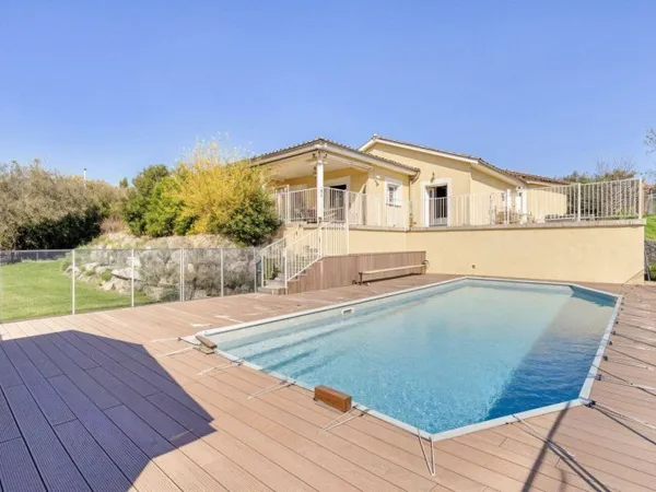 Maison 7 pièces 181 m²