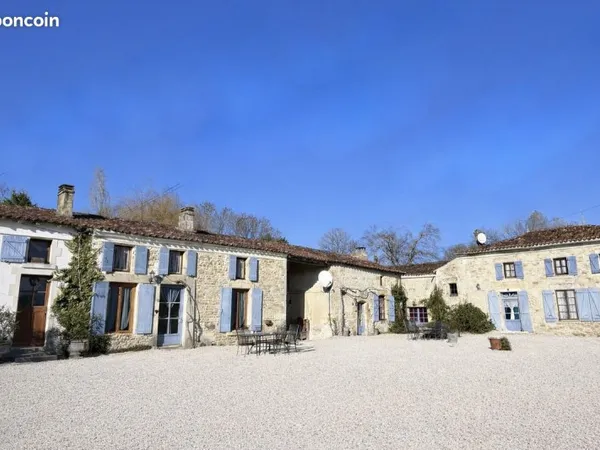 Maison 24 pièces 511 m²