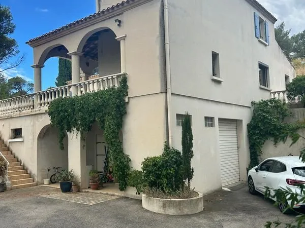 Villa T5 de 150m2 sur 1000m2 de terrain