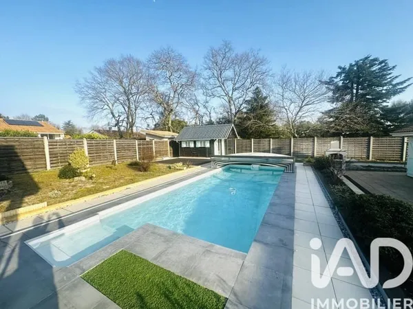 Maison de plain-pied 5 pièces 130 m²