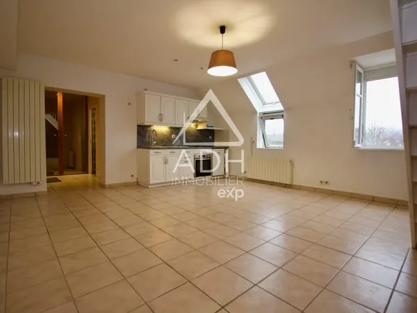 A VENDRE à Jouars-Pontchartrain appartement en duplex 2 pièces