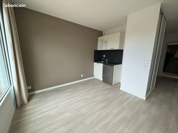 Studio 1 pièce 20 m²