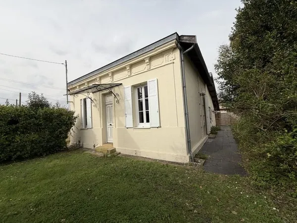 Maison de caractère au calme