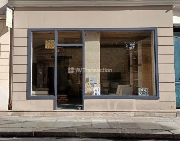 Joli Show Room