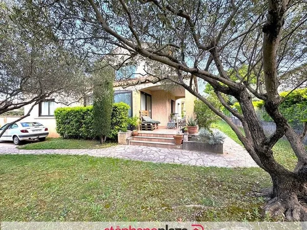 Maison 7 pièces 194 m²