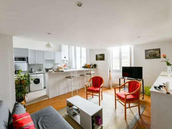 Location ou colocation à étudiants, stagiaires... Appt. 50m² - Bordeaux