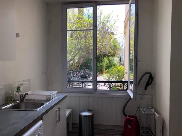 Studio 1 pièce 27 m²