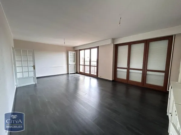 Appartement 2 pièces 77 m²