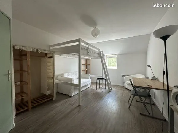 Studio meublé 20m² - Nantes Jonelière - 528/mois CC