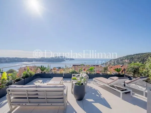 VILLEFRANCHE-SUR-MER - Penthouse avec vue mer panoramique