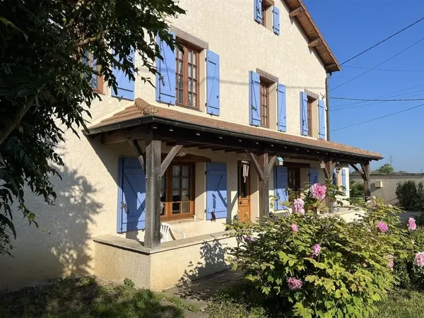 Entre Tournus et Chalon Charmante Maison Renovee