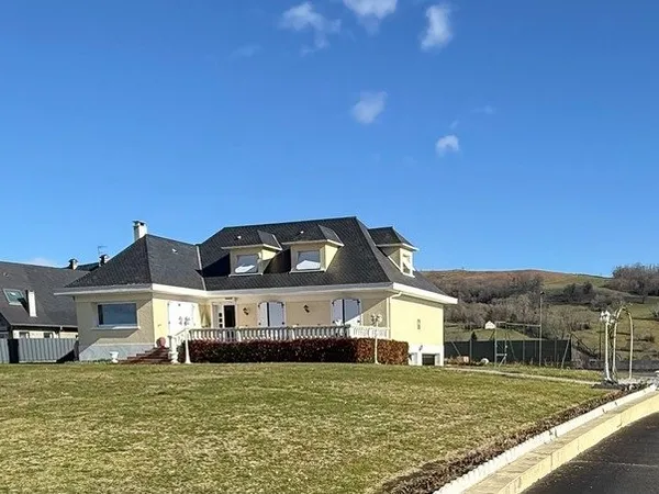 Maison à vendre 9 pièces LOURDES (65)