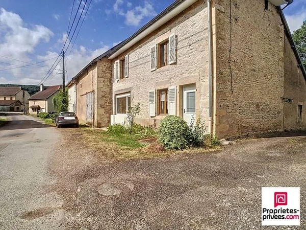 Maison en pierre Courchaton 5 pièces 138 m2 + dépendance 90 m2