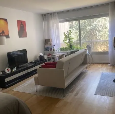 Appartement 1 pièce 50 m²