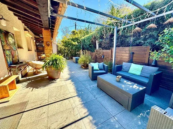 Maison familiale de plain-pied ? 5 chambres ? 146 m² ? Terrain 765 m² ? Salon-de-Provence (Pilon Bla
