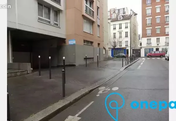 Parking/box 12 m² PARIS 14