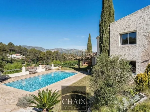 Villa 7 pièces 161 m²