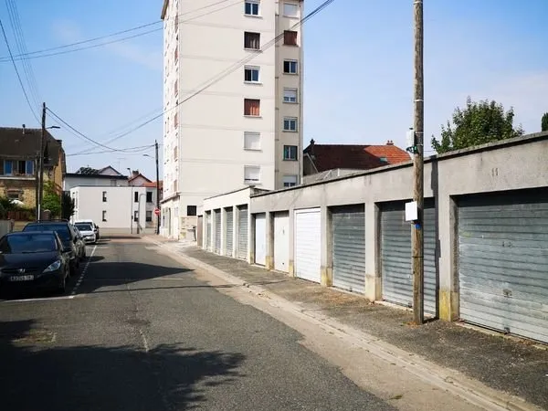 Garage/box secteur Brossolette-Y School