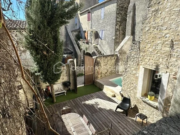 Une maison de caractère entièrement rénovée, au coeur de Saint-Michel-l'Observatoire