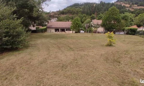 Terrain constructible