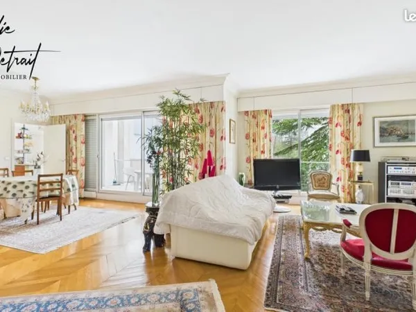 Appartement 6 pièces 188 m²
