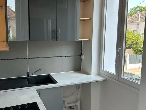 Appartement F2 de 30 m2 gare à 100m
