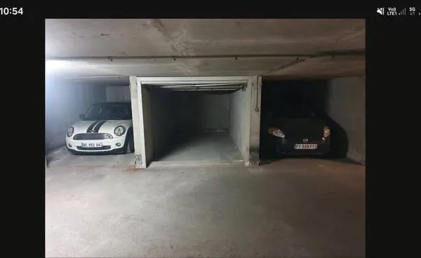 Parking 14 m²