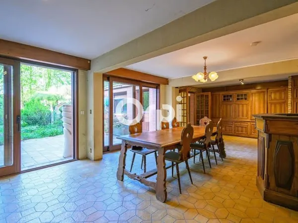 Immeuble de rapport 9 pièces 274 m²