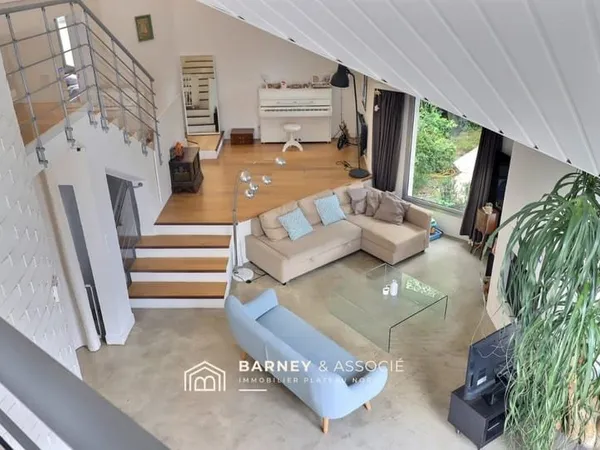 Maison 7 pièces 180 m²