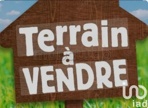 Terrain 652 m²