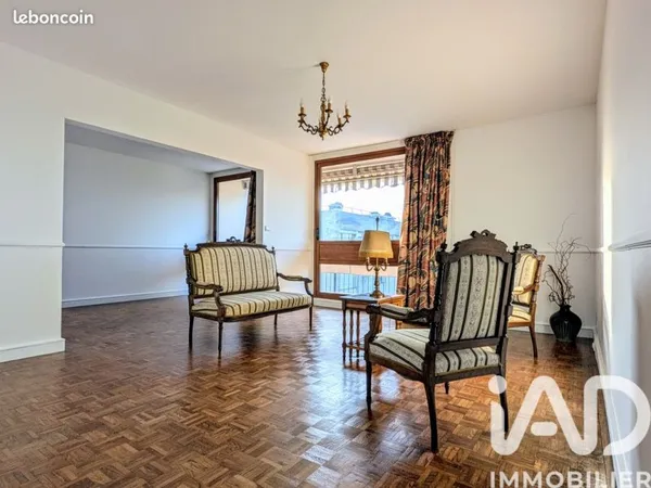 Appartement 5 pièces 92 m²